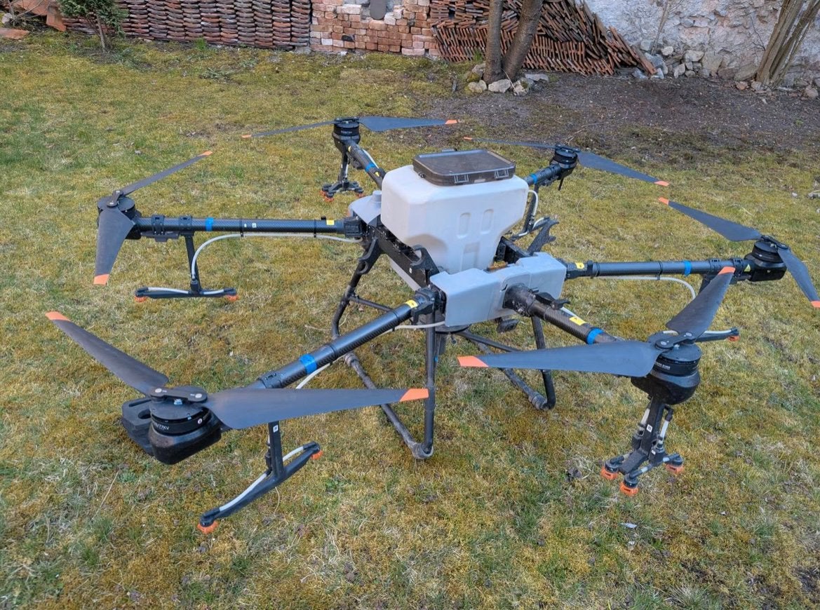 DJI Agras T30 prêt à l'emploi, TV, Hi-fi & Vidéo, Drones, Enlèvement ou Envoi, Comme neuf, DJI