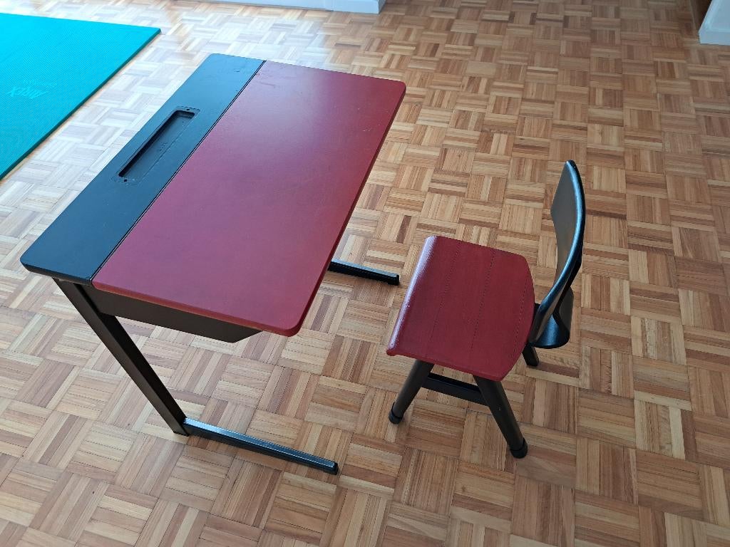 kinderstoel met lessenaar, Ophalen