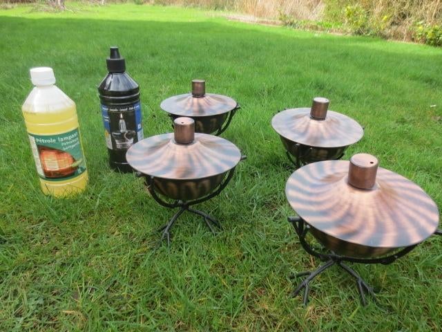 tuinlampen op lampolie met 1.5 liter lampolie € 16,00, Jardin & Terrasse, Torches, Enlèvement