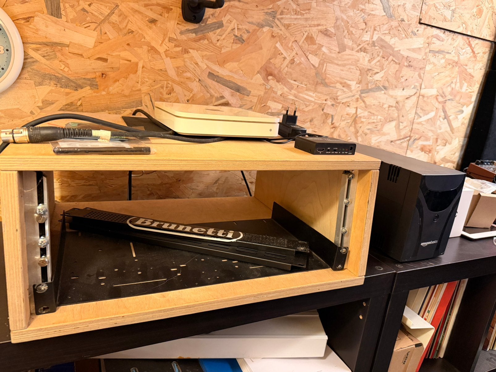 Rack 19 pouces 4U en bois, Ophalen of Verzenden, Zo goed als nieuw