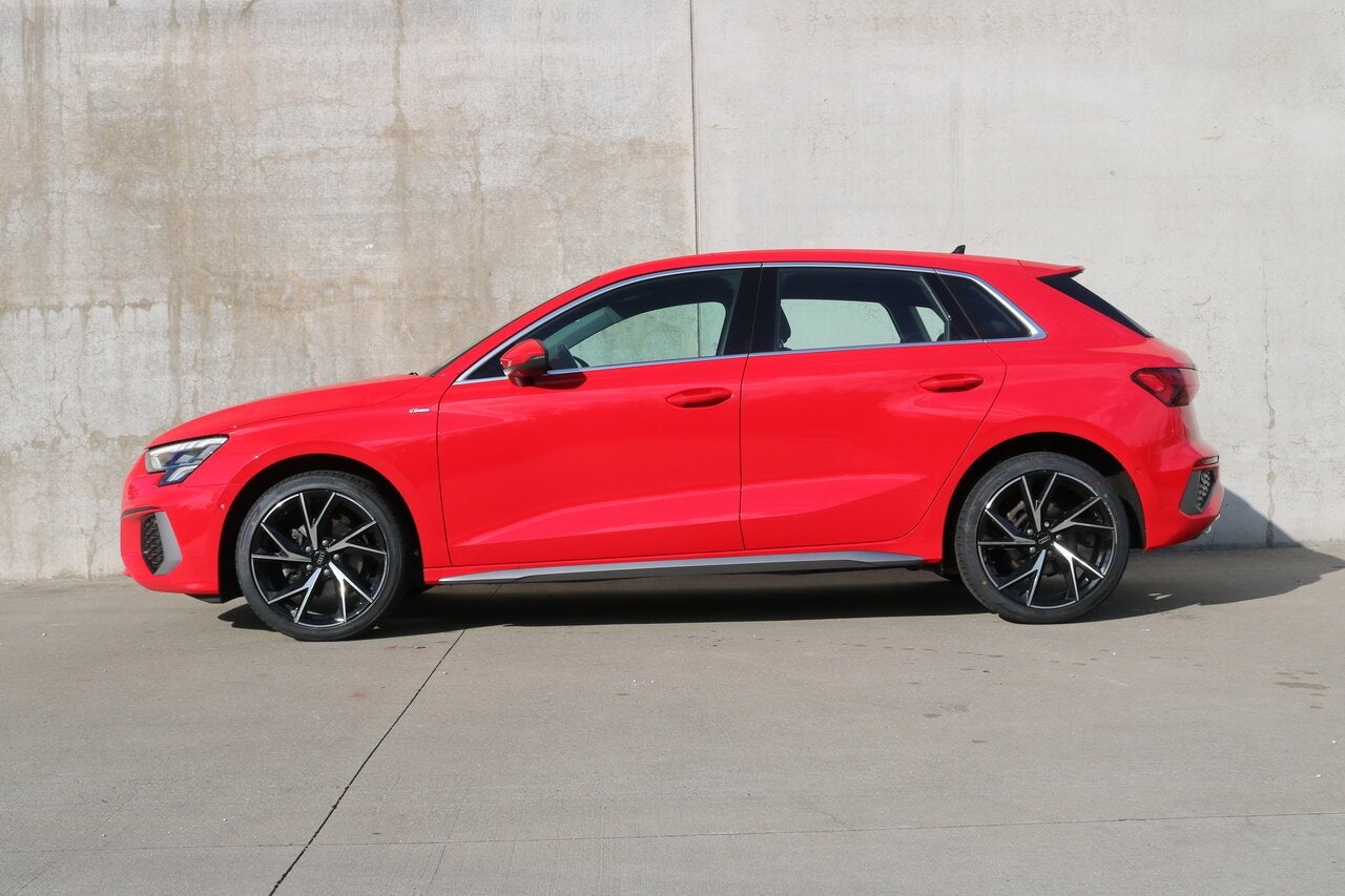 Audi A3 30 TFSI S LINE MHEV S tronic | KEYLESS | LED | VIRT, Auto's, 0 kg, Start-stop-systeem, Bedrijf, 5 zetels