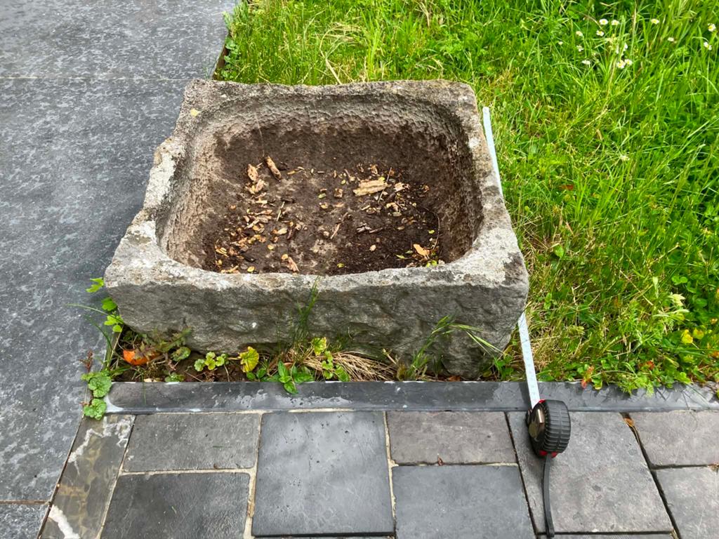 Bac en pierre pour fleurs, Ophalen, Gebruikt, Minder dan 60 cm, Vierkant