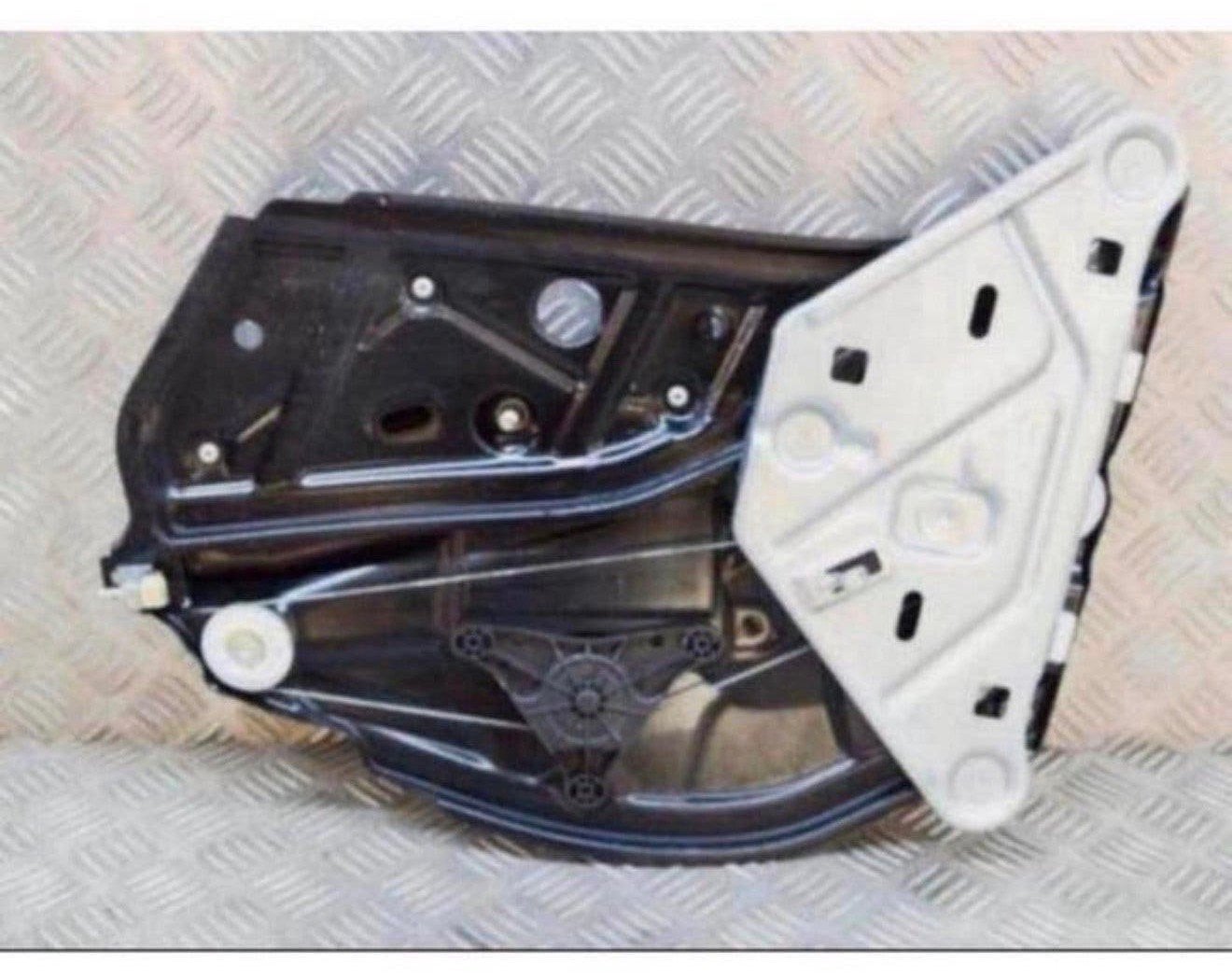 Mercedes-Benz C Cabrio A2056700103 achter raam-ruit regelaar, Ophalen of Verzenden, Mercedes-Benz