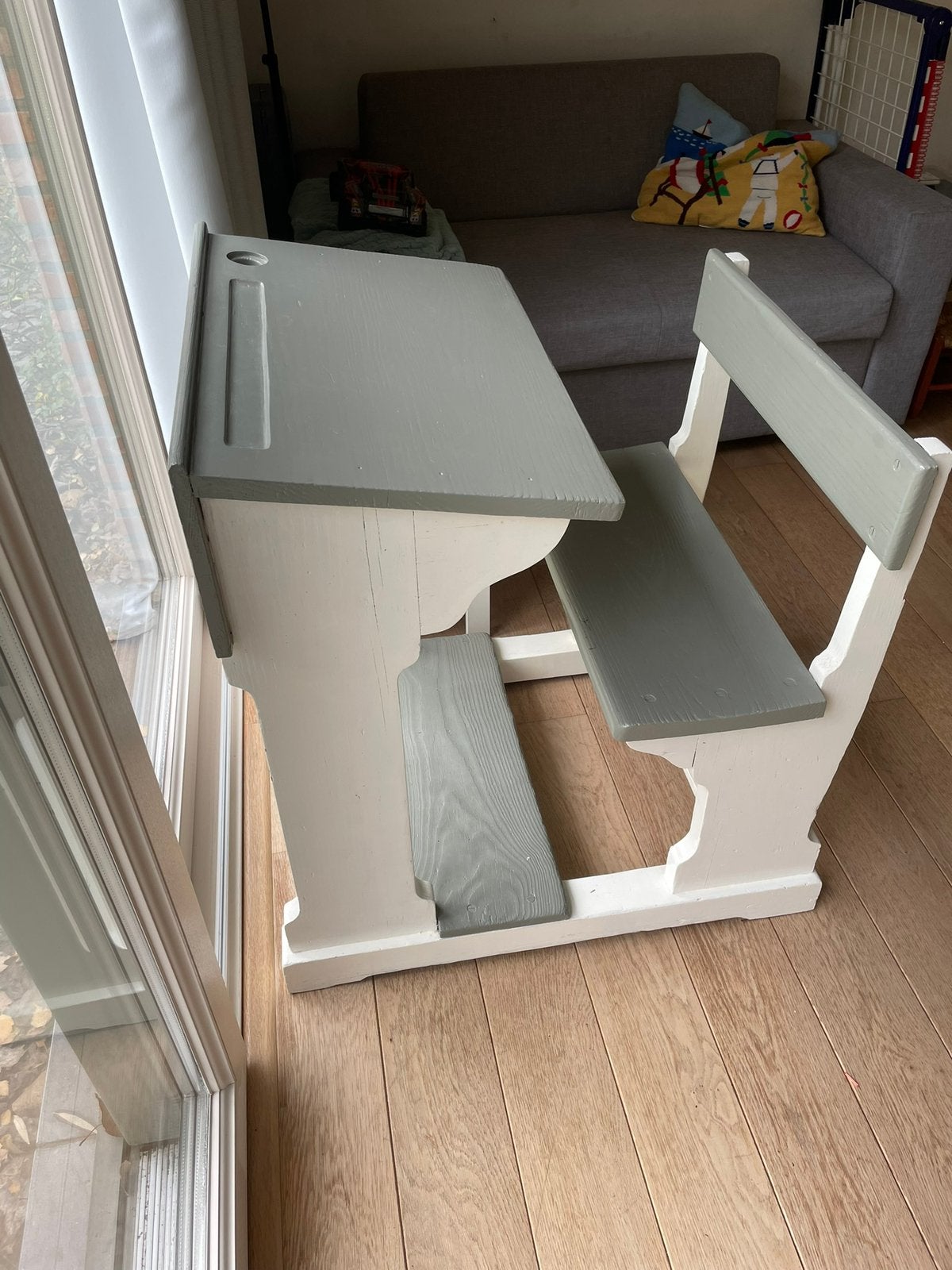 Houten schoolbankje, Kinderen en Baby's, Kinderkamer | Overige Meubels, Ophalen, Zo goed als nieuw