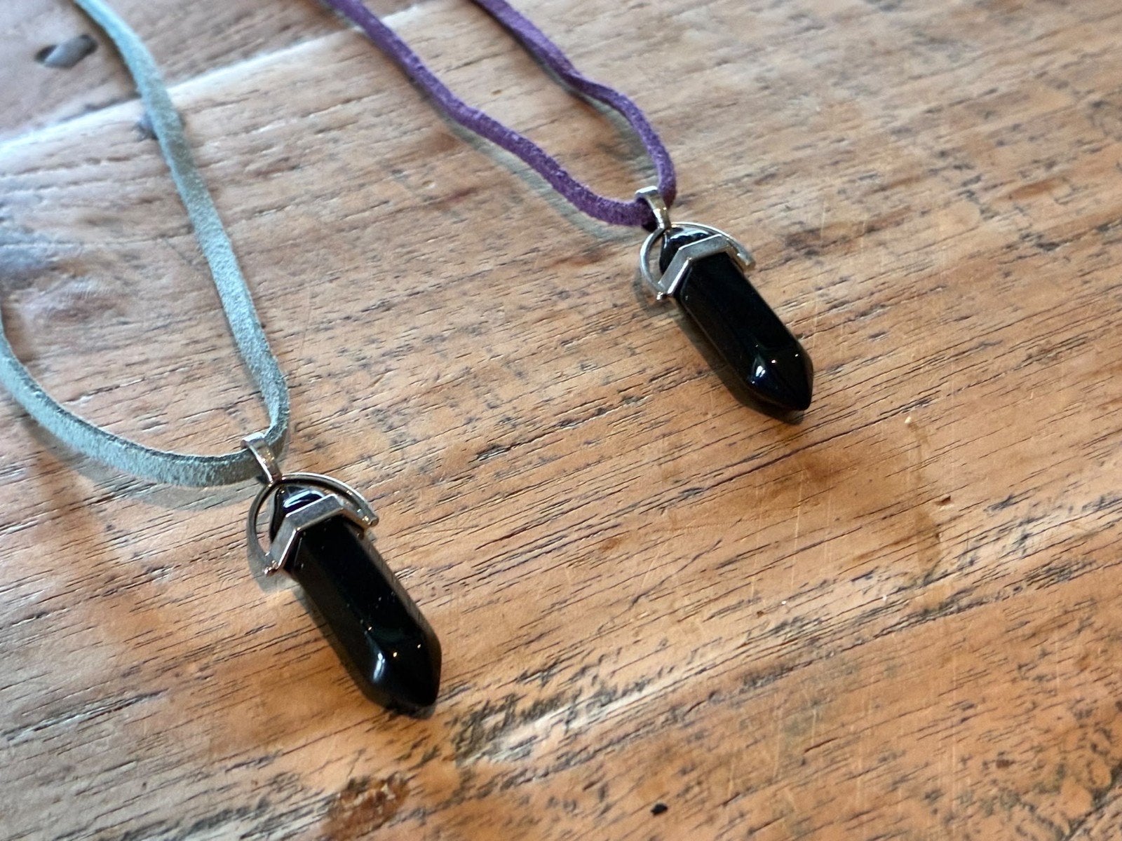 2 kettingen met obsediaan hanger, Ophalen of Verzenden, Paars, Verstelbaar