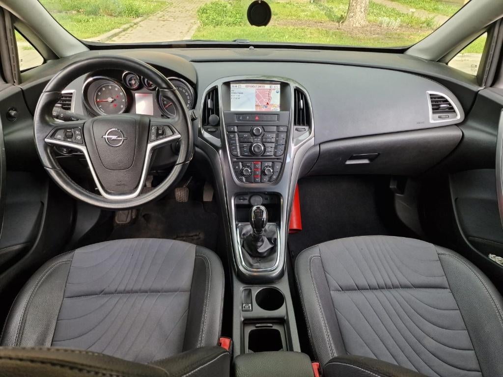 Opel Astra 2013, premier propriétaire, CT pour vente, Euro 5, Achat, Système de navigation, Boîte manuelle