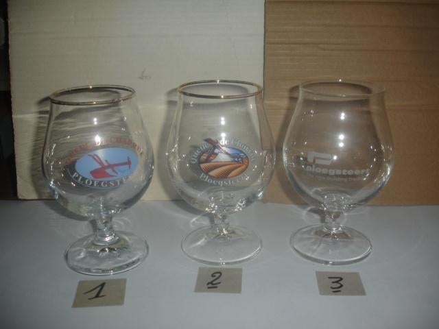 Bierglazen Ploegsteert -Queu de Charrue, 33cl, 2 soorten, Enlèvement ou Envoi, Comme neuf, Verre ou Verres, Autres marques