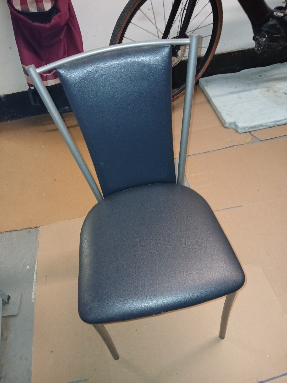 tafel uittrekbaar, Huis en Inrichting, Ophalen, Zo goed als nieuw