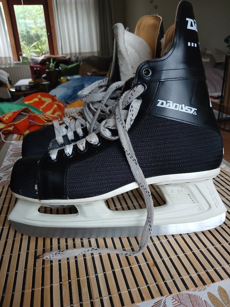 schaatsen Daoust  111, Zo goed als nieuw, IJshockeyschaatsen, Ophalen, Overige merken