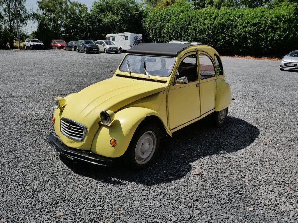 Citroën 2CV NIEUWE CHASSIS MAAR DE REST IS TE RESTAUREREN, Achat, 600 cm³, Entreprise, Boîte manuelle