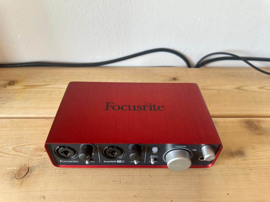 Focusrite Scarlett 2i2, Computers en Software, Geluidskaarten, Ophalen of Verzenden, Gebruikt, Extern