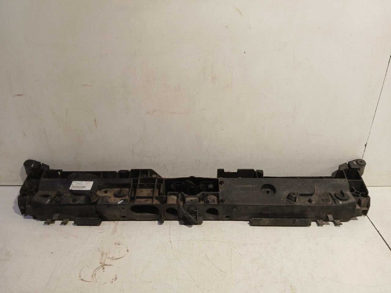 Voorfront slotplaat Renault Clio, Onderdelen@venauto.nl, Van der Ven Autorecycling B.V., Ettenseweg 76, 4706 PB Roosendaal, The Netherlands