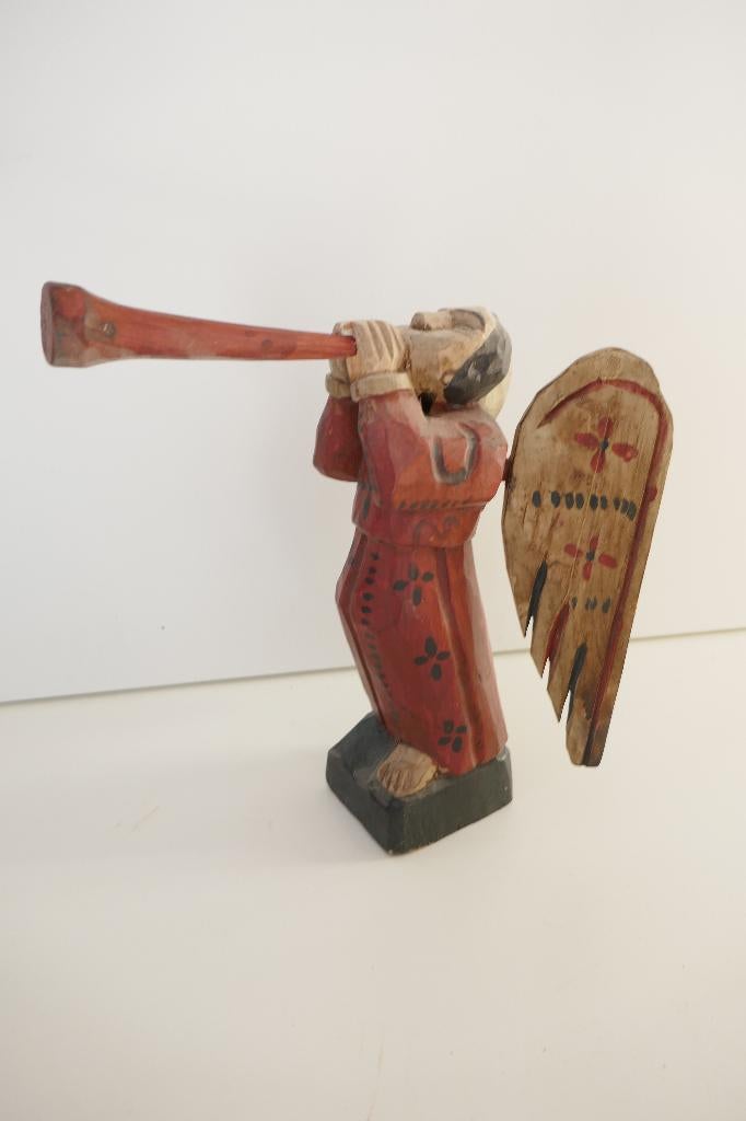 Handgesneden engel - oorspr. Guatemala, Rood, Ophalen of Verzenden, 20 - 50 cm, Beschilderd