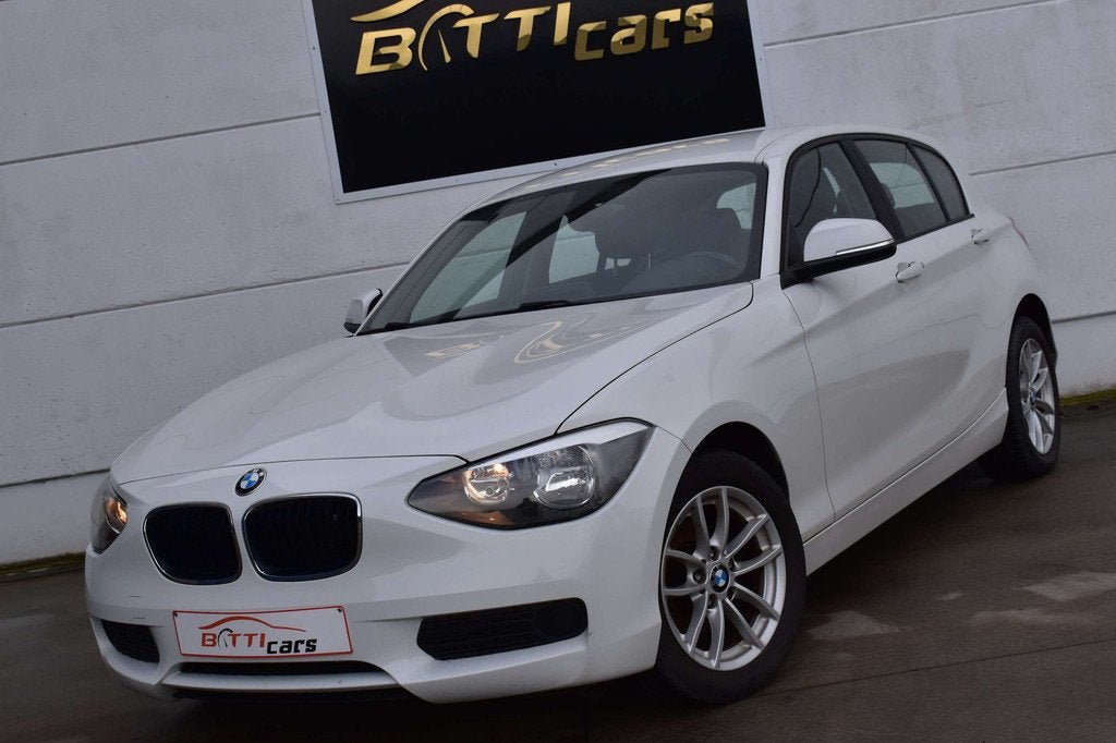 BMW 1 Serie 114 1.6i* Radio/CD* 2-zone Airco* PDC* 16" velg, Voorwielaandrijving, 75 kW, Gebruikt, 4 cilinders