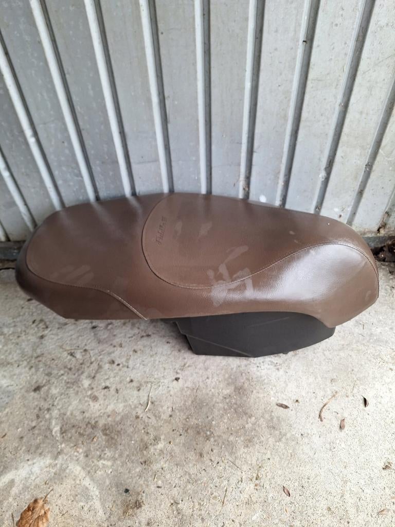 Selle de trottinette 50cc variée, tous modèles et marques, Enlèvement ou Envoi, Selle