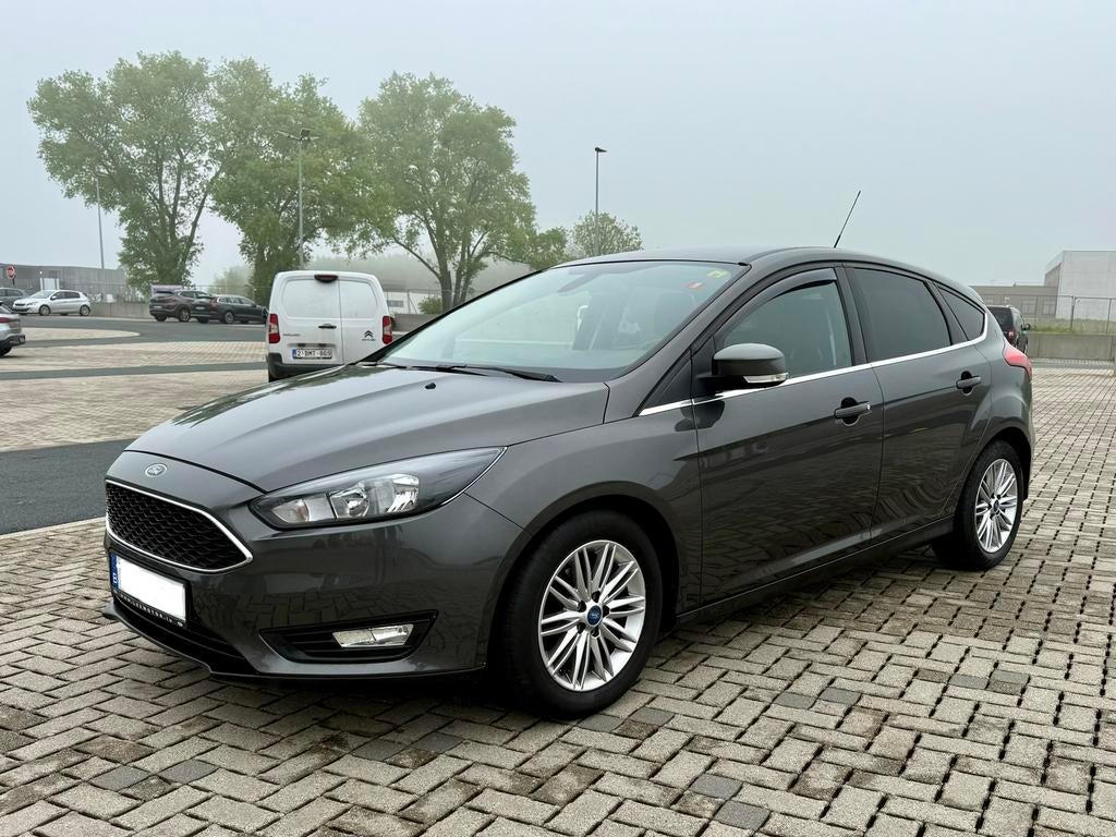 FORD FOCUS 1.5 TDCI 120CH 2017 * 132721KM * EURO 6 **, Auto's, Ford, Particulier, Focus, Bluetooth, Diesel, Euro 6, Berline, 5 deurs