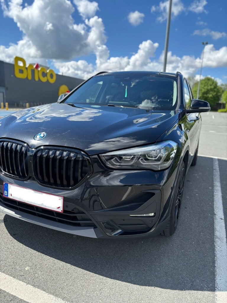 BMW X1 Xdrive  HYBRIDE LEDER AUTOMAAT EXTRA VELGEN, Auto's, BMW, Particulier, X1, 4x4, Achteruitrijcamera, Adaptive Cruise Control