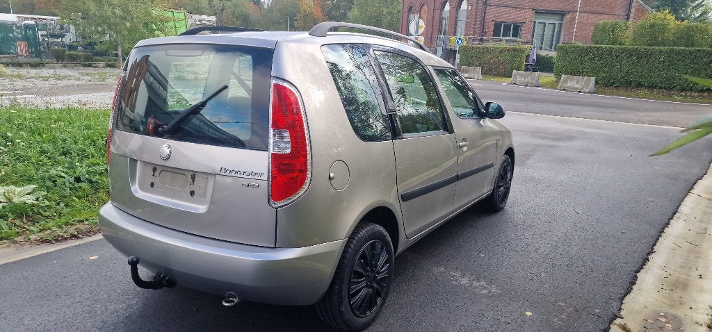 Skoda Roomster, Auto's, Stof, 63 kW, 4 cilinders, Bruin
