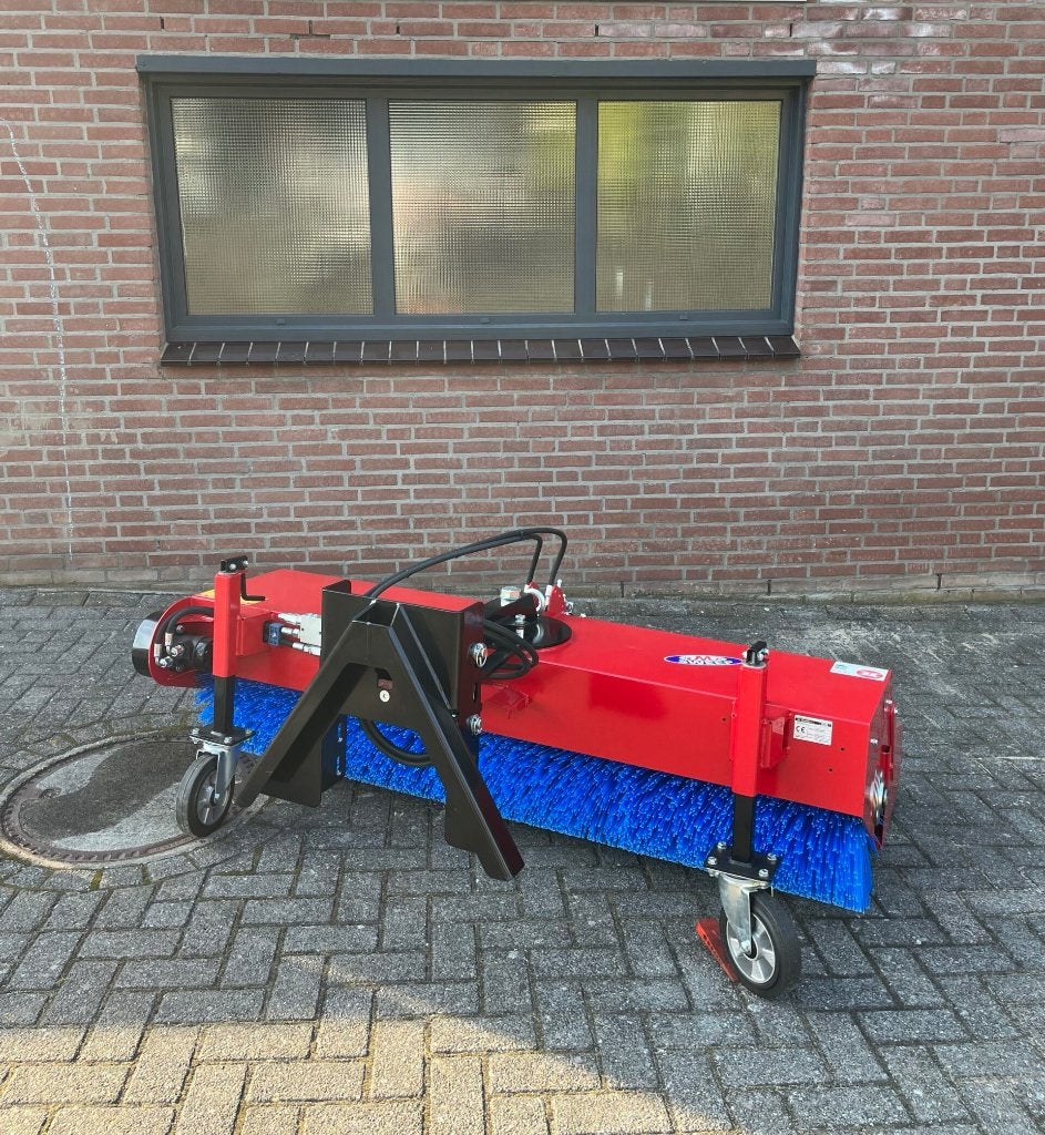 Veegmachine Sweep HSTV 500P Profi extra Bobcat aansluiting, Enlèvement, Neuf