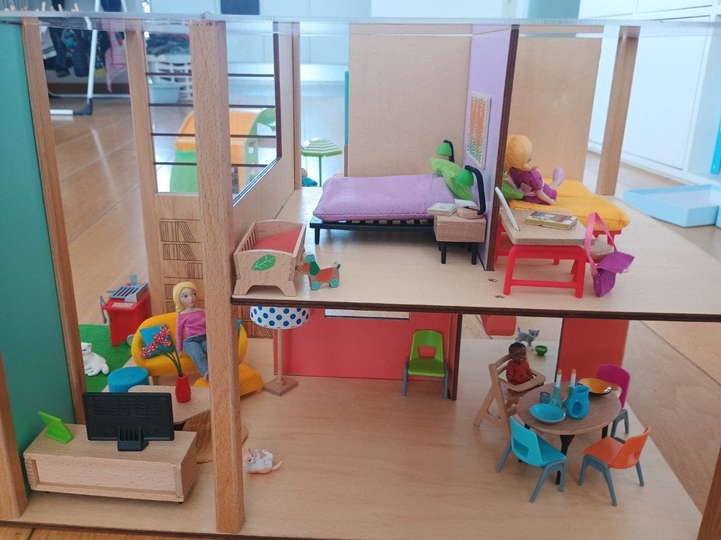 Djeco Kubus poppenhuis, Verzamelen, Ophalen, Zo goed als nieuw, Poppenhuis