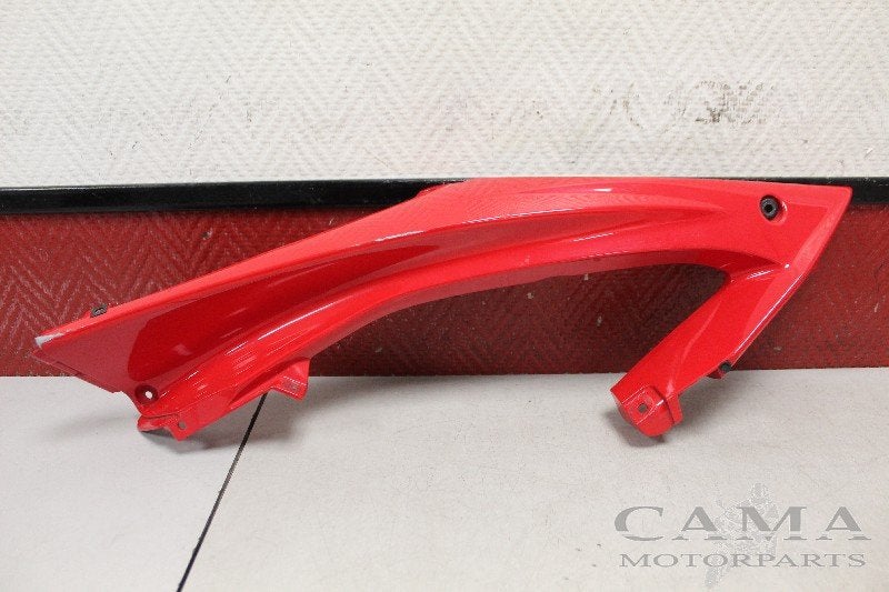 ZIJKUIPDEEL LINKS INZET YZF R6 2008-2013 (YZF-R6 13S 1JS), Motoren, Dhr. S. di Majo, Gebruikt, Info@cama-motorparts.nl, P.J. Troelstraweg 8 8
3144 CX  MAASSLUIS, NL