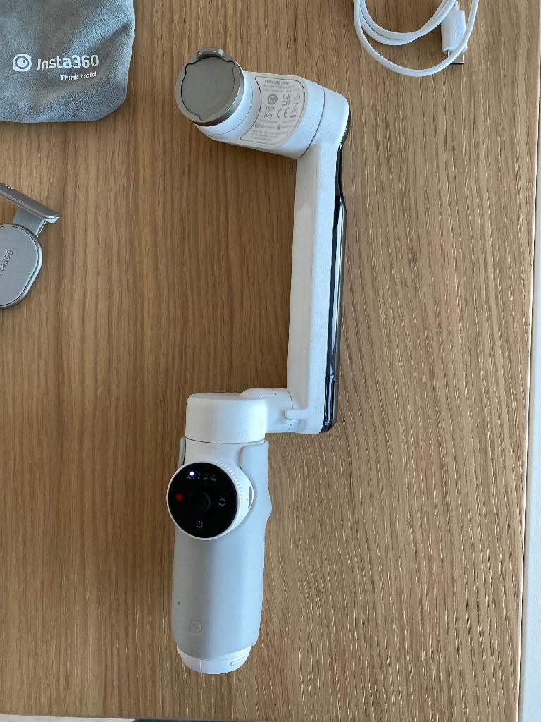 Insta360 Flow, Enlèvement ou Envoi, Comme neuf, Autres marques