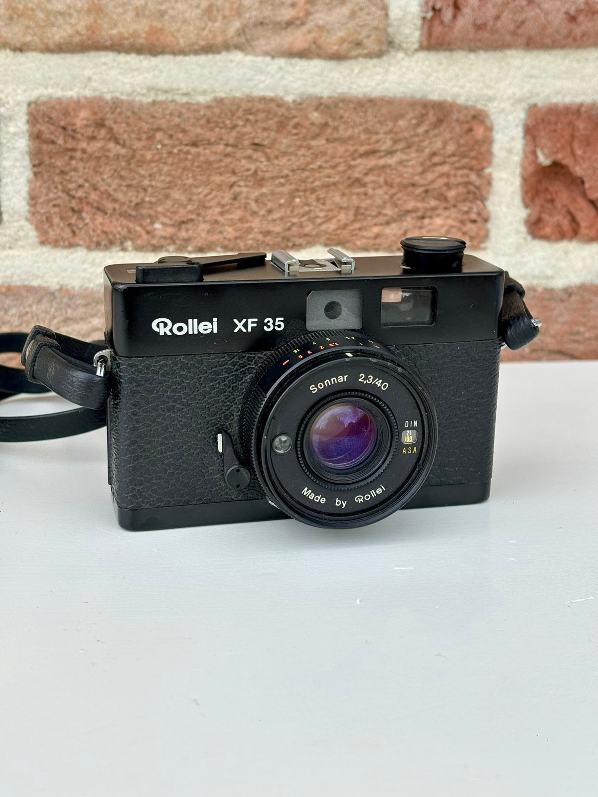 Rollei XF35 Vintage 35mm fotocamera – Sonnar 40mm f/2.3 Lens, Enlèvement ou Envoi, Comme neuf, Compact, Autres Marques