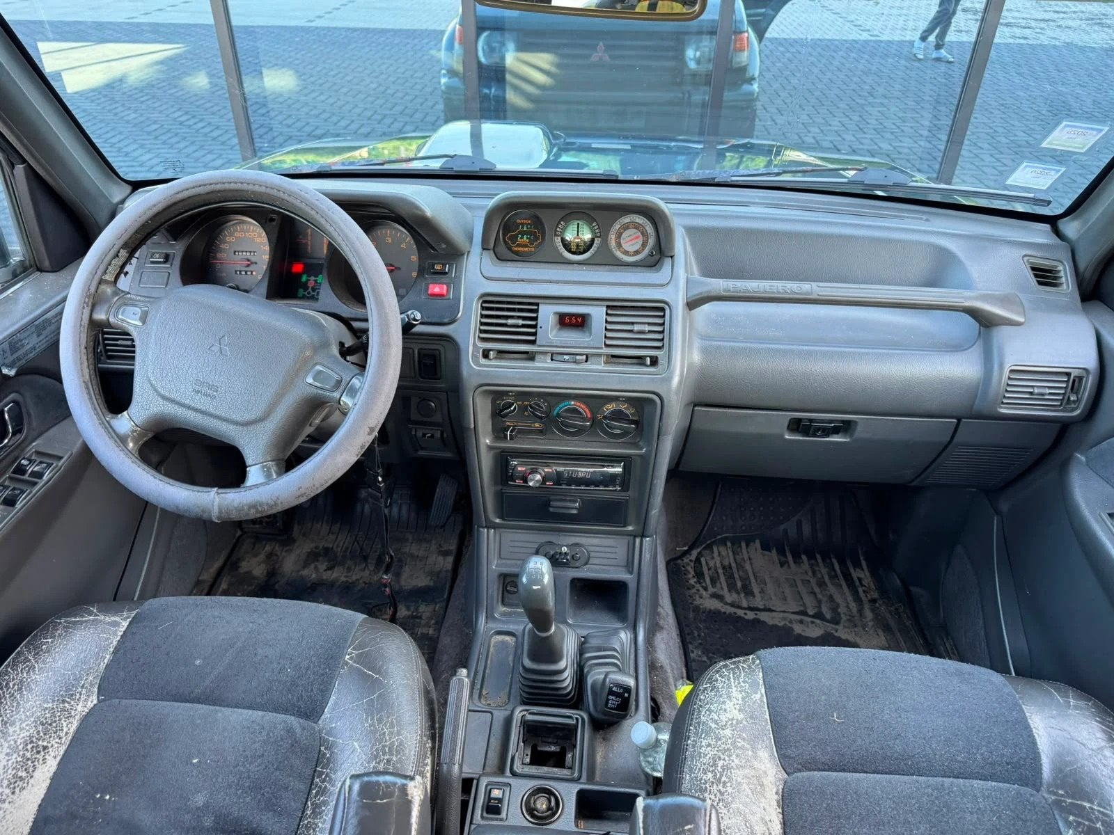 MITSHUBISHI PAJERO / OLDTIMER/ 2800 INTERCOOLER/AIRCO, Autos, Achat, Boîte manuelle, Autres couleurs, Autre carrosserie