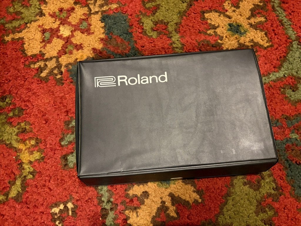 Roland PG-800 case, Ophalen, Roland