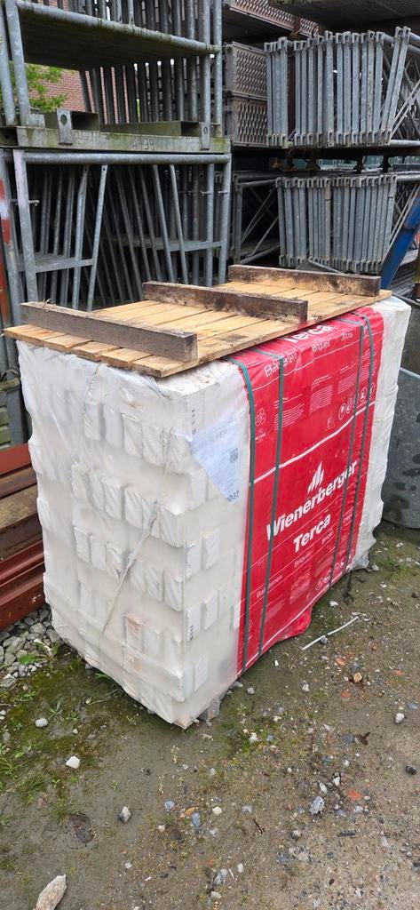 gevelstenen, Enlèvement