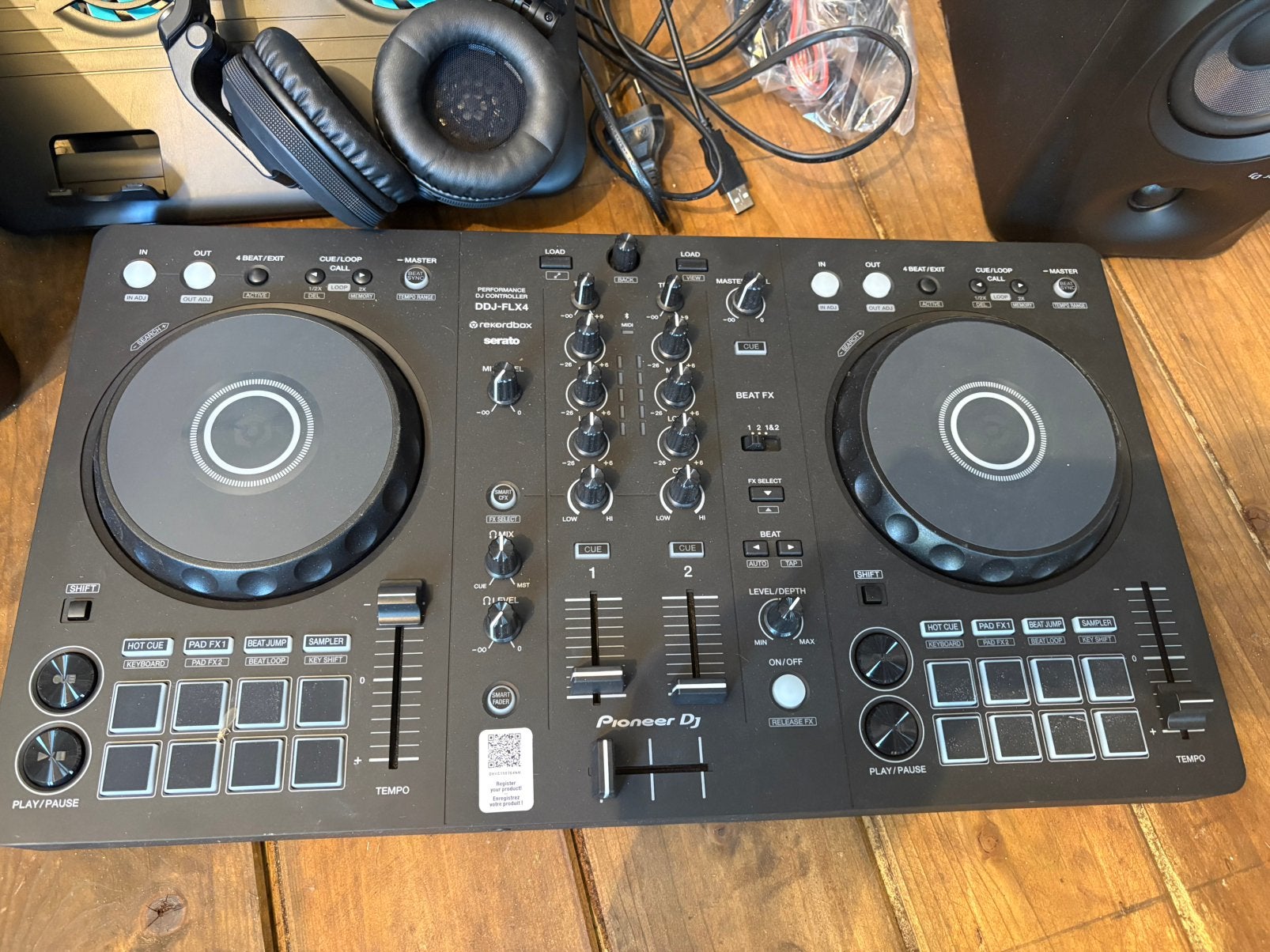Pioneer DJ DDJ-FLX4 + PioneerDJ HDJ-X5 + PioneerDJ DM-40D-BT, Musique & Instruments, Enlèvement, Comme neuf, Pioneer