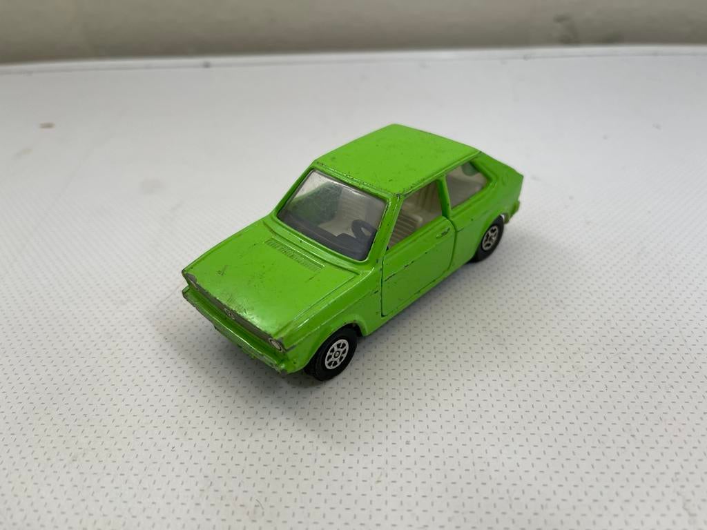Corgi vw polo groen, Hobby & Loisirs créatifs, Voitures miniatures | 1:43, Enlèvement ou Envoi, Comme neuf, Corgi