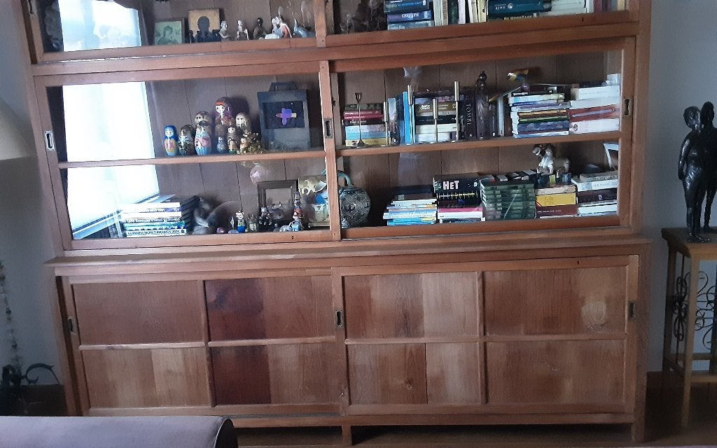 Teakhouten bibliotheekkast, Ophalen