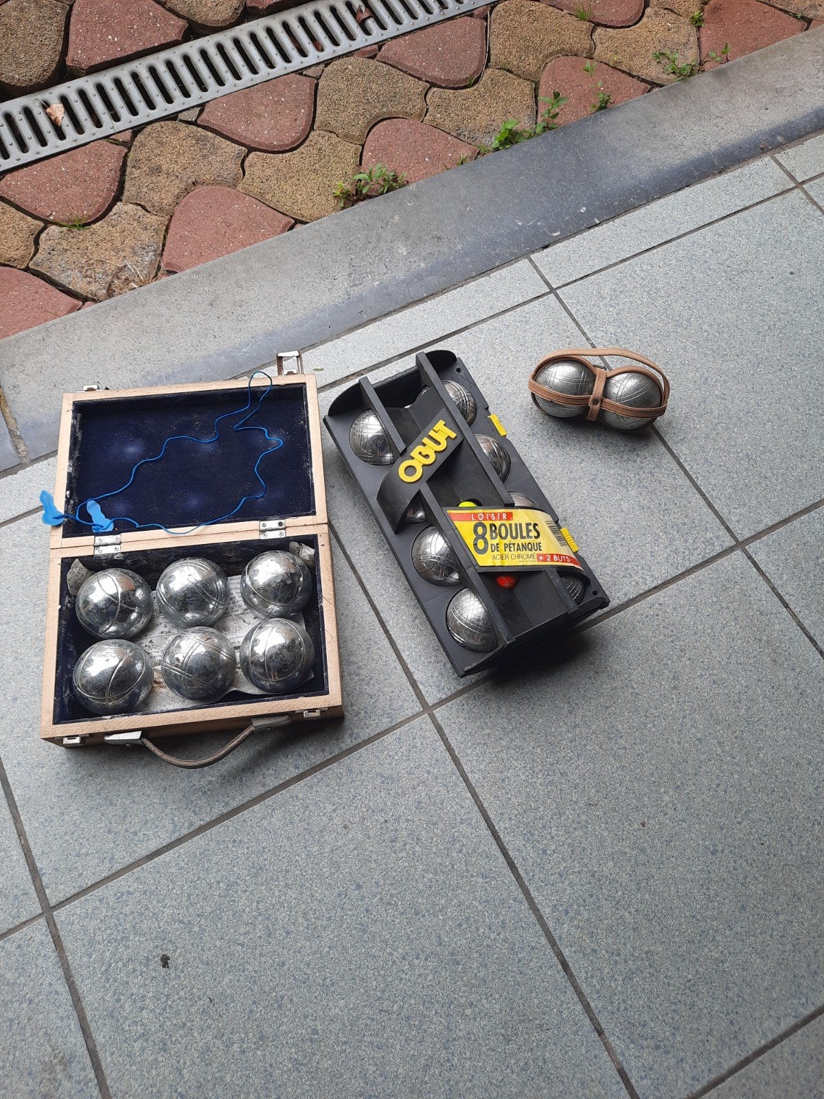 Boules de pétanque, Enlèvement