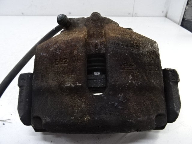 ETRIER DE FREIN AVANT DROIT Volkswagen Passat (3C2), Utilisé, Volkswagen
