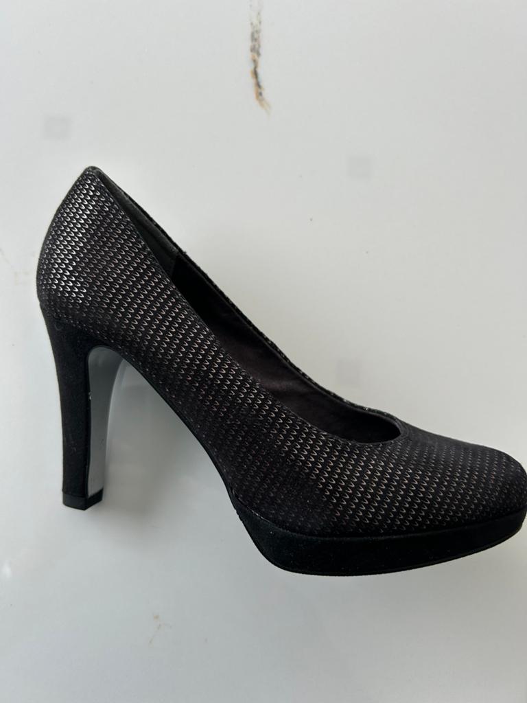 Zwarte pumps maat 37, Enlèvement, Comme neuf, Noir, Escarpins