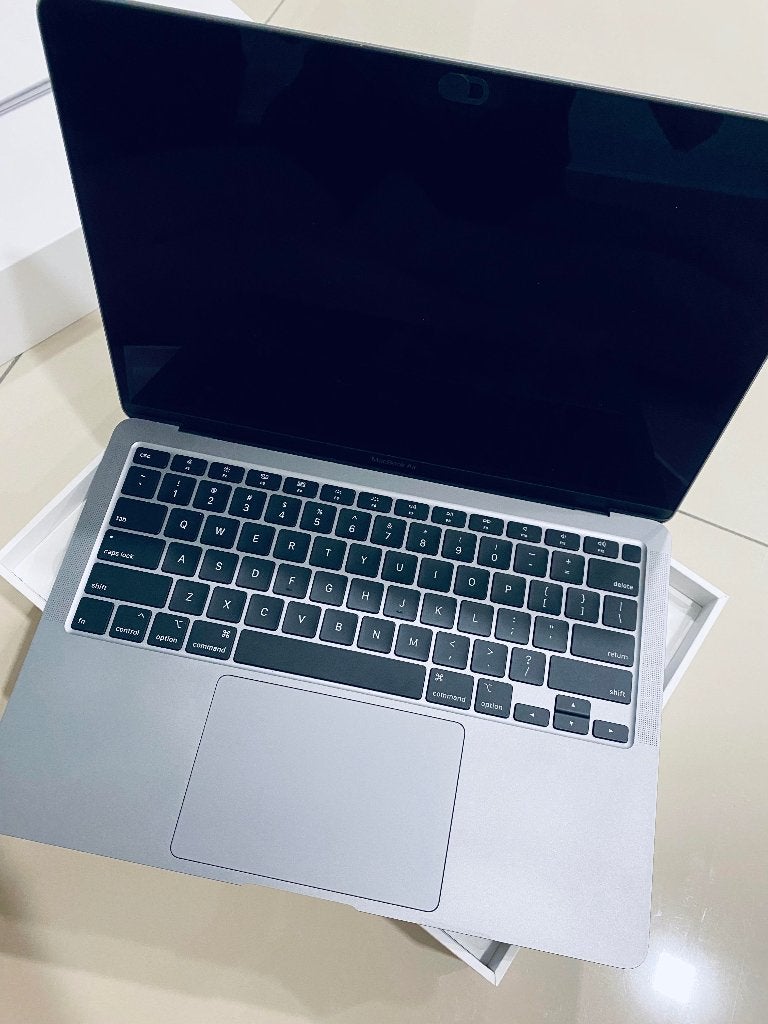 Apple MacBook air 2019 8 GB 128 GB SSD Space gray, Enlèvement, Comme neuf