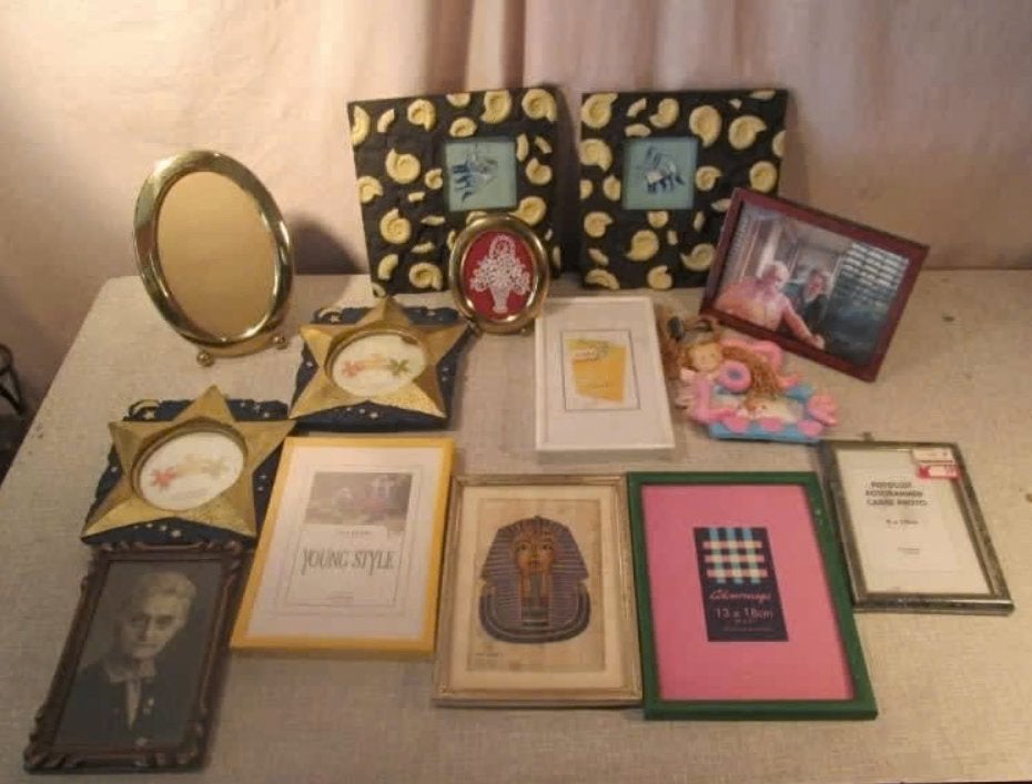 14 Leuke kleine retro Fotolijsten, Ophalen of Verzenden, Zo goed als nieuw, Met glas, Standaard fotolijst