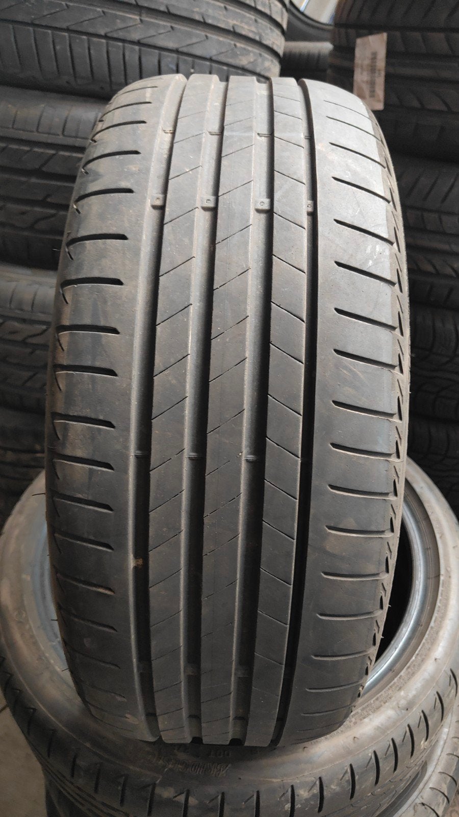 225/40r19 Bridgestone 80€ per stuk met montage en balancere, Ophalen of Verzenden