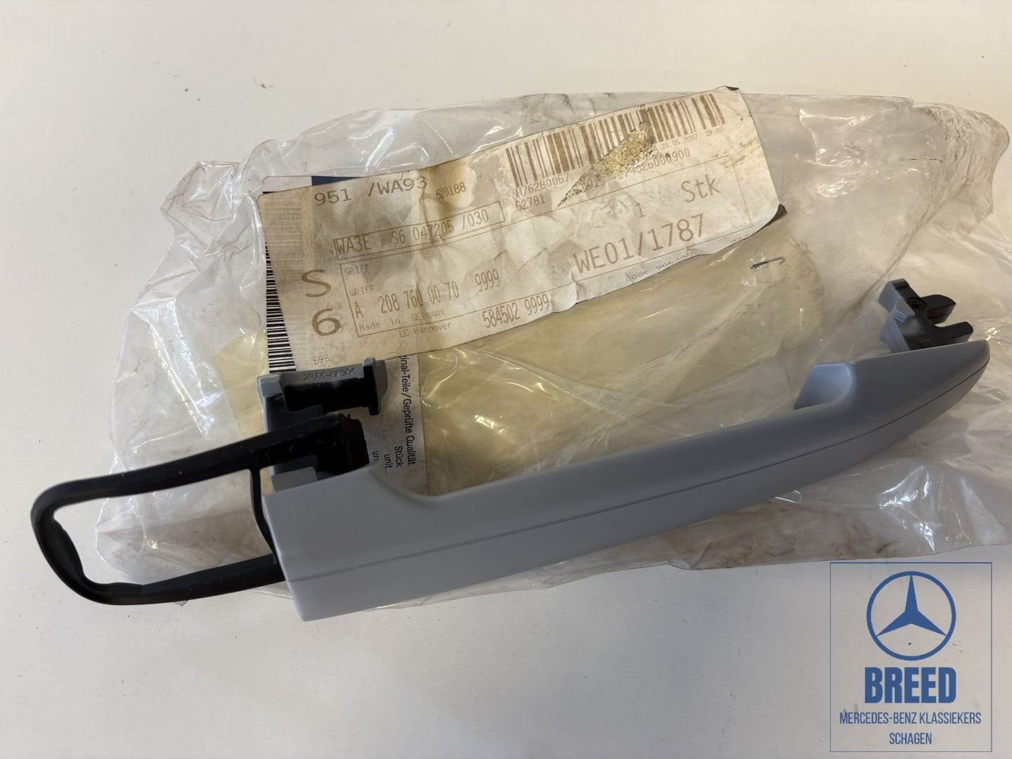 NOS deurgreep voorzijde voor Mercedes-Benz C208 A208 W210 Av, -, Deur, Nieuw, Ophalen of Verzenden