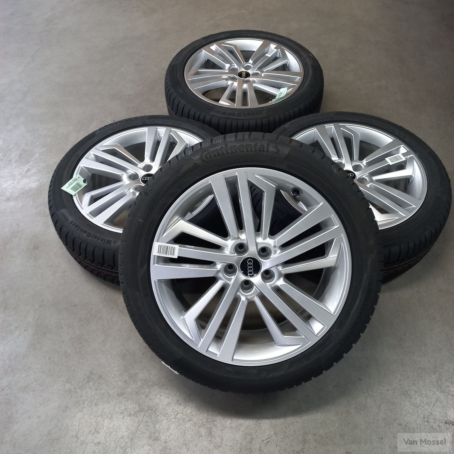 Audi Q5 Continental WinterContact TS850P 255/45/R20 101V, Autos : Pièces & Accessoires, Pneus & Jantes, Pneus et Jantes, Pneus hiver