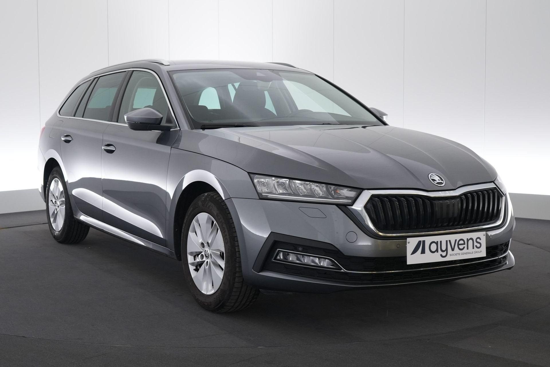 (2EEA865A) SKODA OCTAVIA COMBI, Autos, Argent ou Gris, Achat, Euro 6, Entreprise