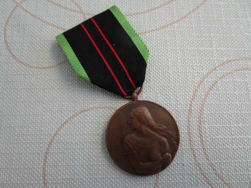 militair, medaille weerstand 40-45, Ophalen, Overige soorten, Lintje, Medaille of Wings