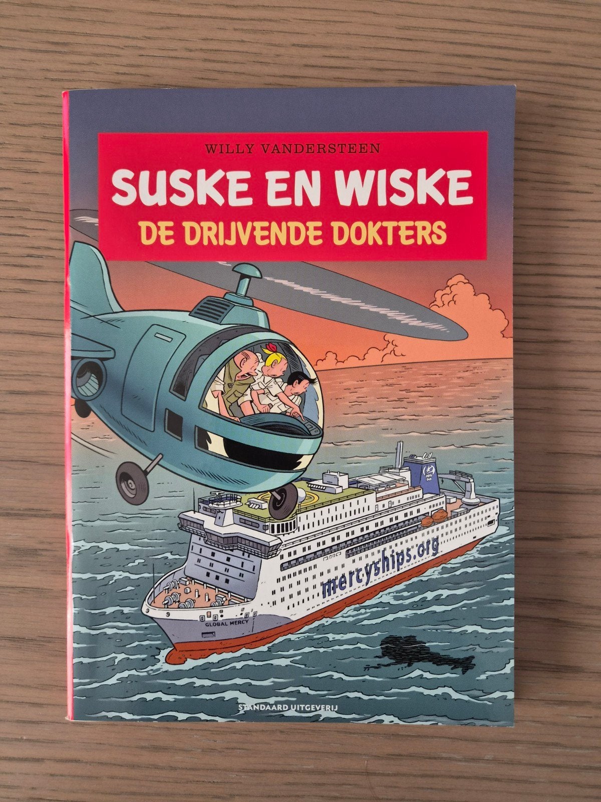 strip suske en wiske de drijvende dokters mercy ships, Eén comic, Ophalen of Verzenden, Nieuw, Europa