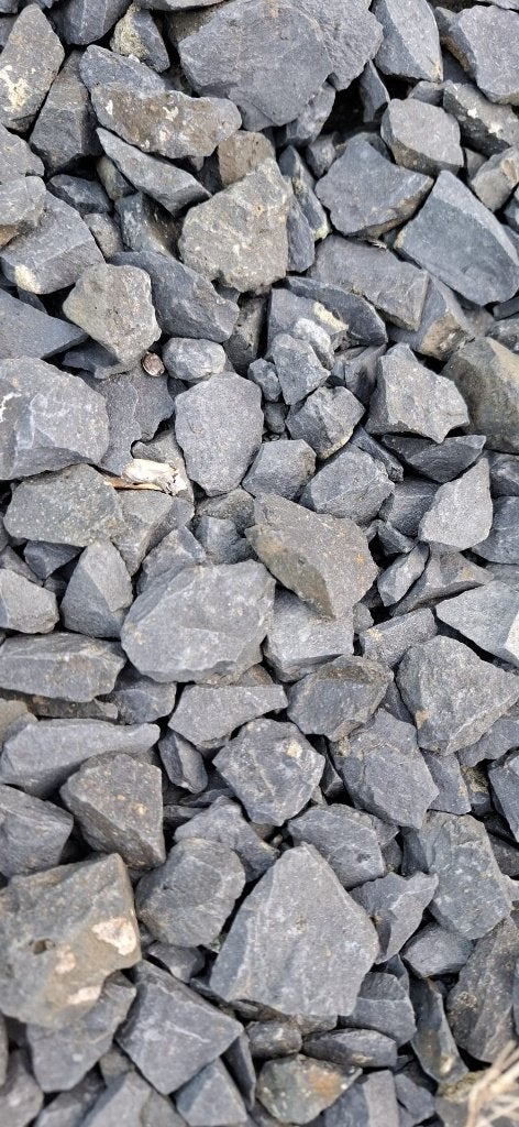 Gratis  100 m² Basaltsplit / Breuksteen (Zelf opscheppen), Tuin en Terras, Grind, Keien en Split, Zo goed als nieuw, Kei, Antraciet
