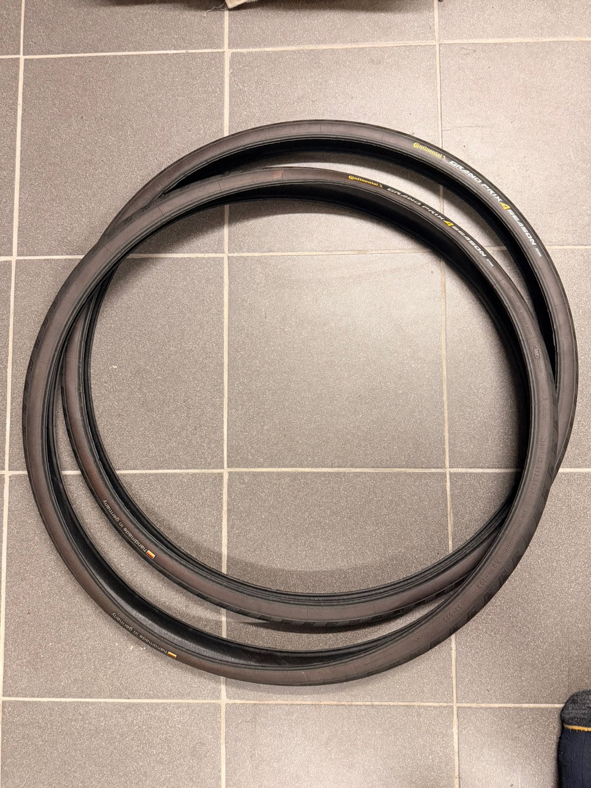 Continental grand prix 4 season 32mm banden, Ophalen, Zo goed als nieuw