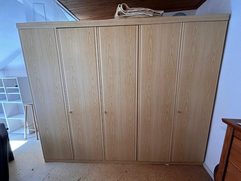 Grote Kleerkast, Huis en Inrichting, Kasten | Kleerkasten, 200 cm of meer, Zo goed als nieuw, 200 cm of meer, Modern