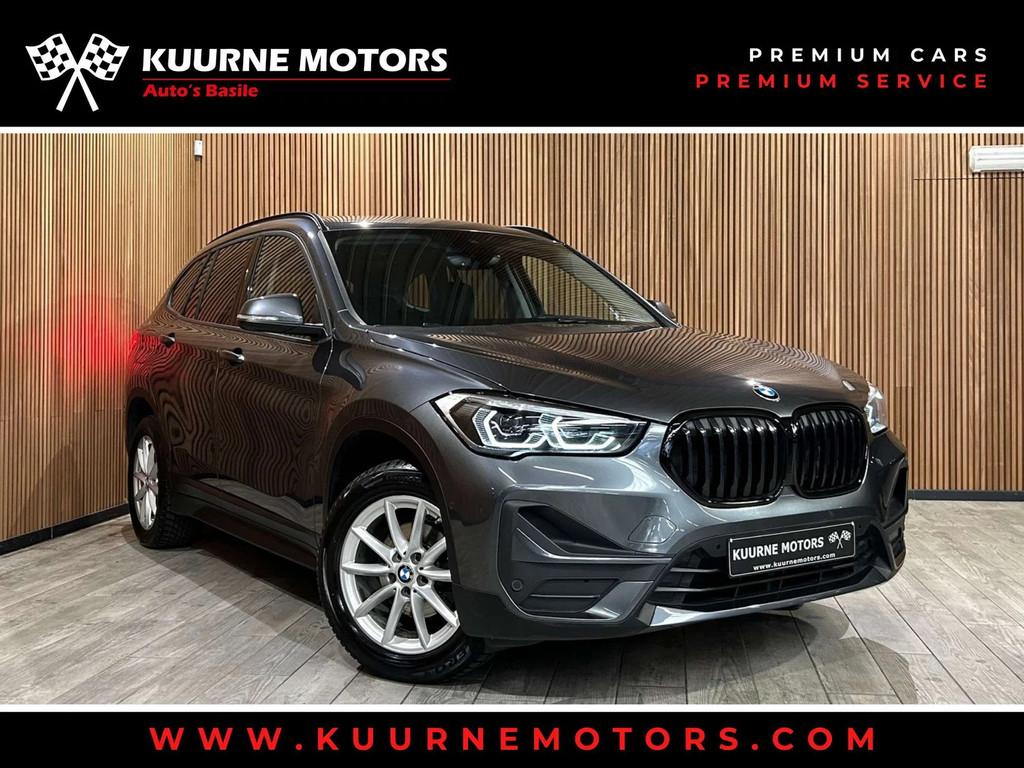 BMW X1 sDrive16dA Leder/Led/Cam/Gps/Cruise/Pdc/Bt *1j garant, Auto's, BMW, 4 deurs, Gebruikt, Skiluik, 116 pk