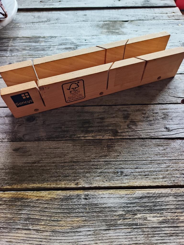 Houten verstekbak 35,5 cm – voor nauwkeurig zagen in hoeken, Doe-het-zelf en Bouw, Ophalen, Gebruikt