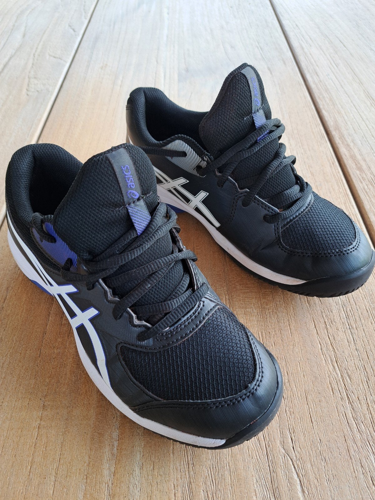 Asics tennisschoenen maat 38, Ophalen, Zo goed als nieuw, Schoenen, Overige merken